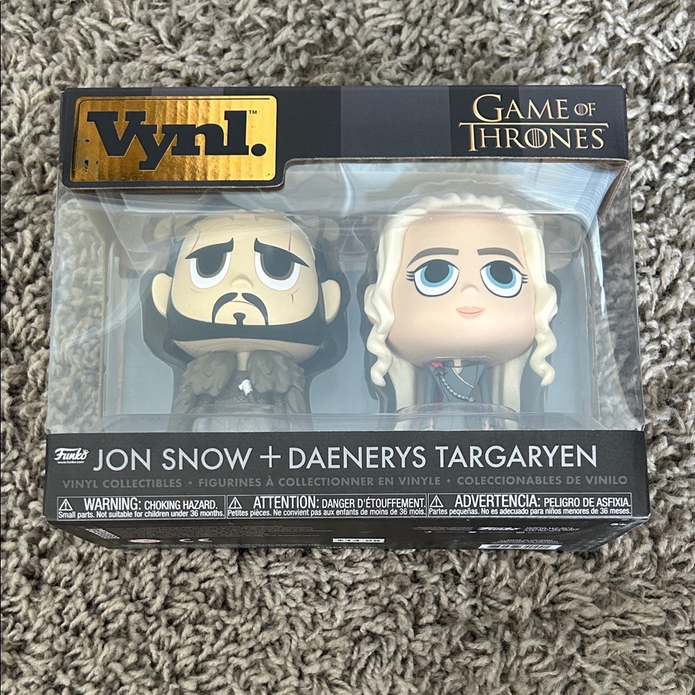 Funko Vynl Game of Thrones Jon Snow and Daenerys Figures - Black, White, Brown